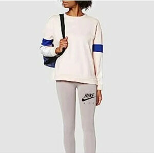 NIKE women's therma colorblock sweatshirt